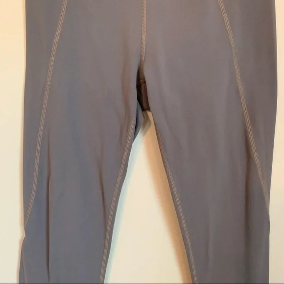 Athleta Salutation 7/8 Tight Powervita Flagstone Grey Legging Yoga Size XS - Picture 8 of 14